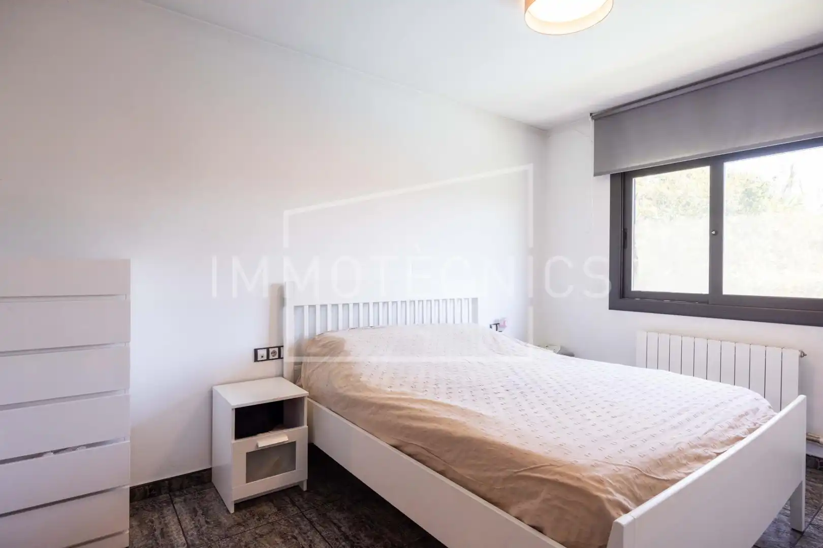 Habitación de Casa o chalet en venta en La Roca del Vallès con Calefacción, Jardín privado y Terraza