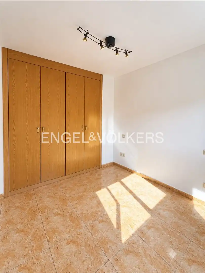 Casa a schiera con terrazza in vendita a Centro