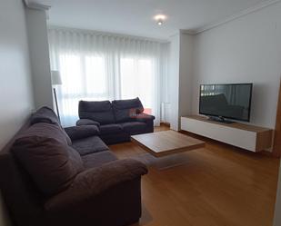 Sala d'estar de Apartament de lloguer en Lugo Capital amb Balcó