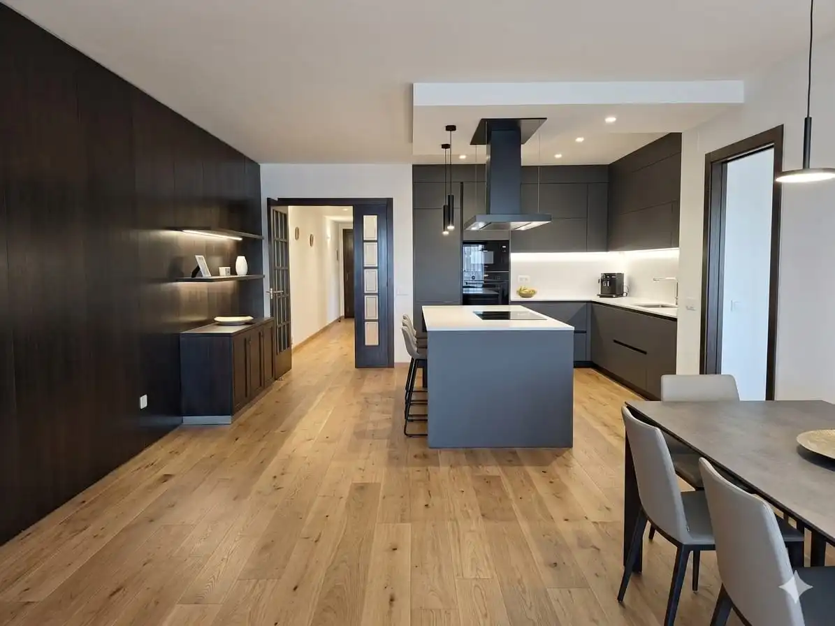 Cocina de Piso en venta en Mataró con Calefacción, Horno y Balcón