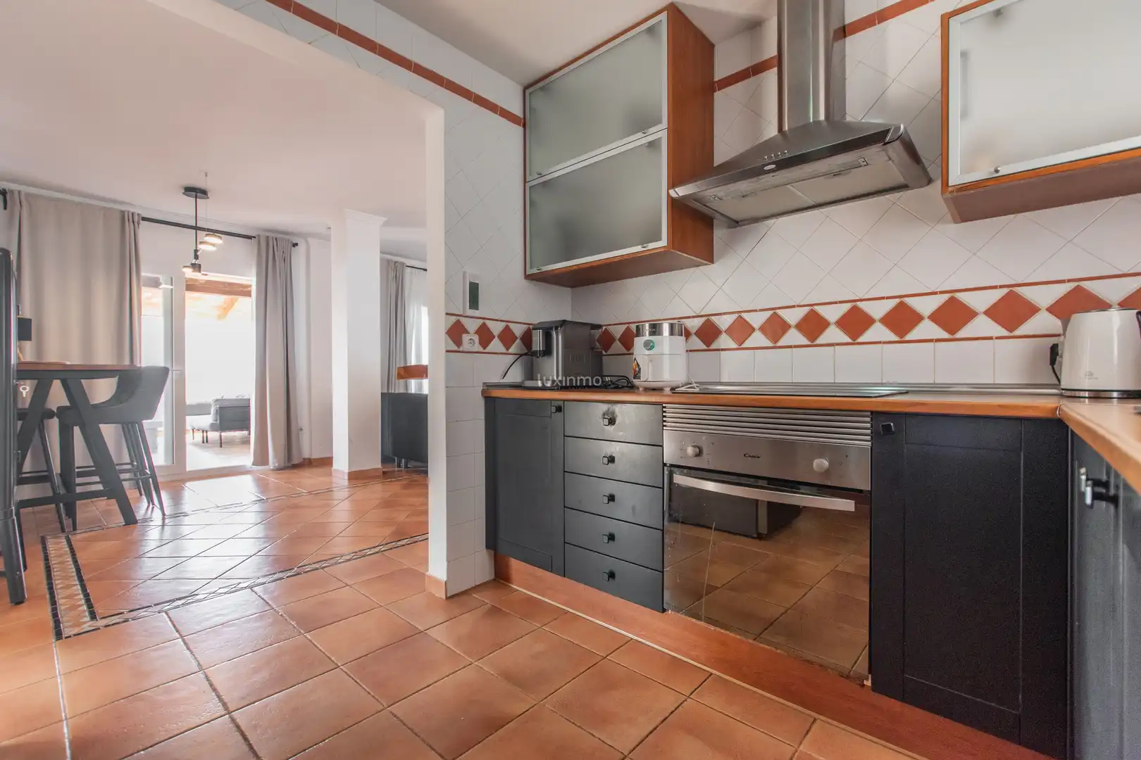 Küche von Einfamilien-Reihenhaus zum Verkauf in Altea mit Klimaanlage, Privatgarten und Terrasse