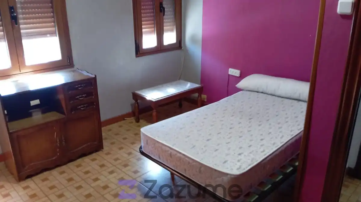 Bedroom of Flat for rent in Mieres (Asturias)  with Heating, Furnished and Oven