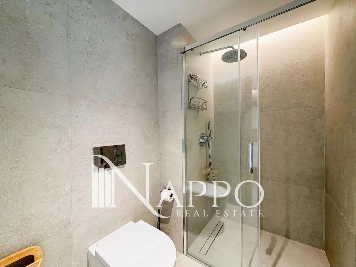 Bathroom of Flat for rent in  Palma de Mallorca  with Air Conditioner, Terrace and Swimming Pool