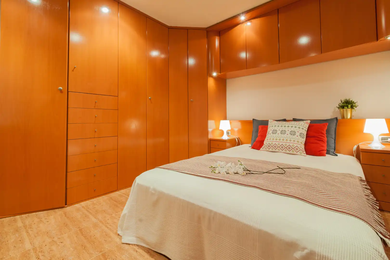 Schlafzimmer von Wohnung zum Verkauf in Barcelona mit Waschmaschine