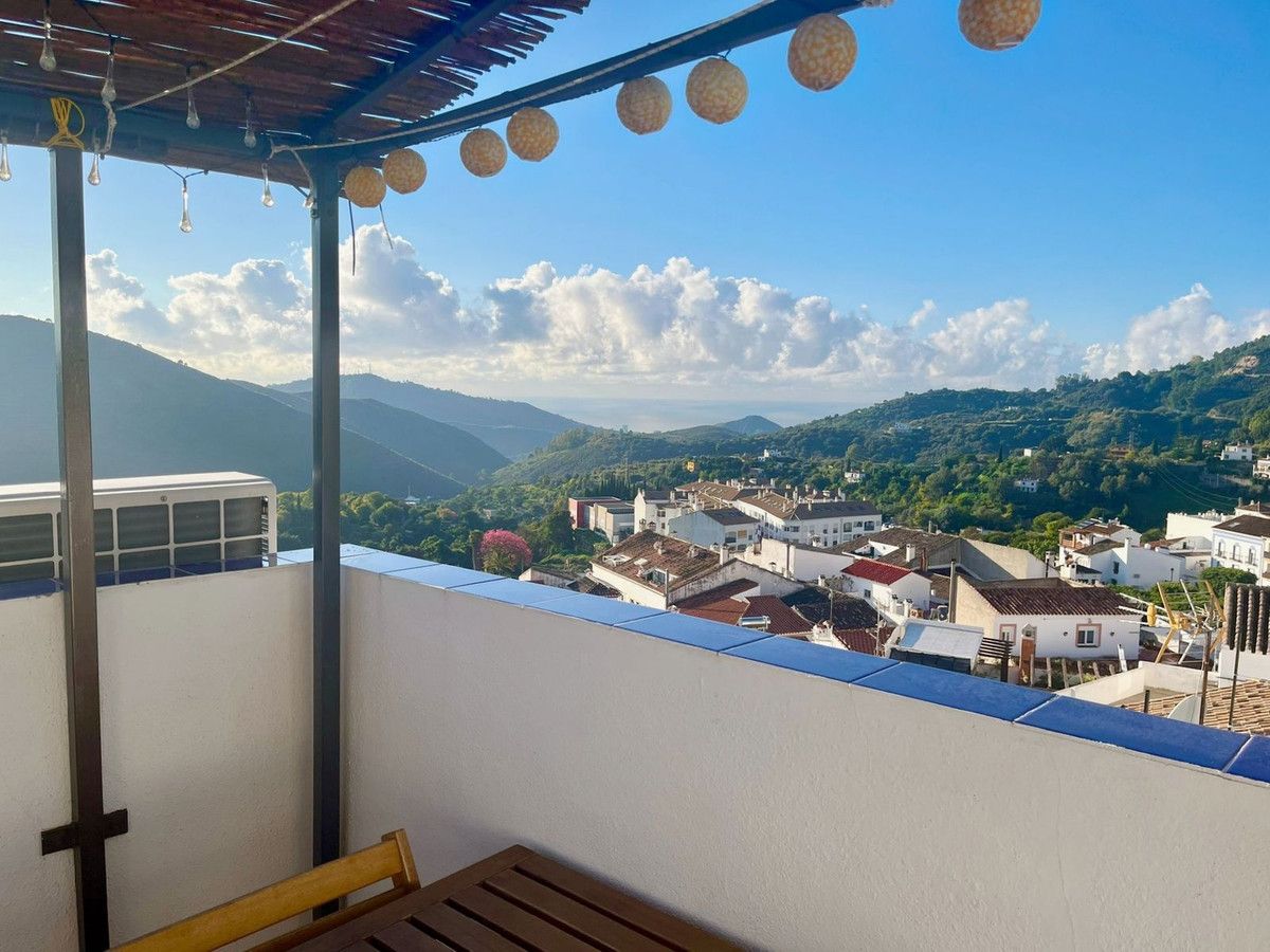 Terrace of Single-family semi-detached for sale in Ojén  with Terrace