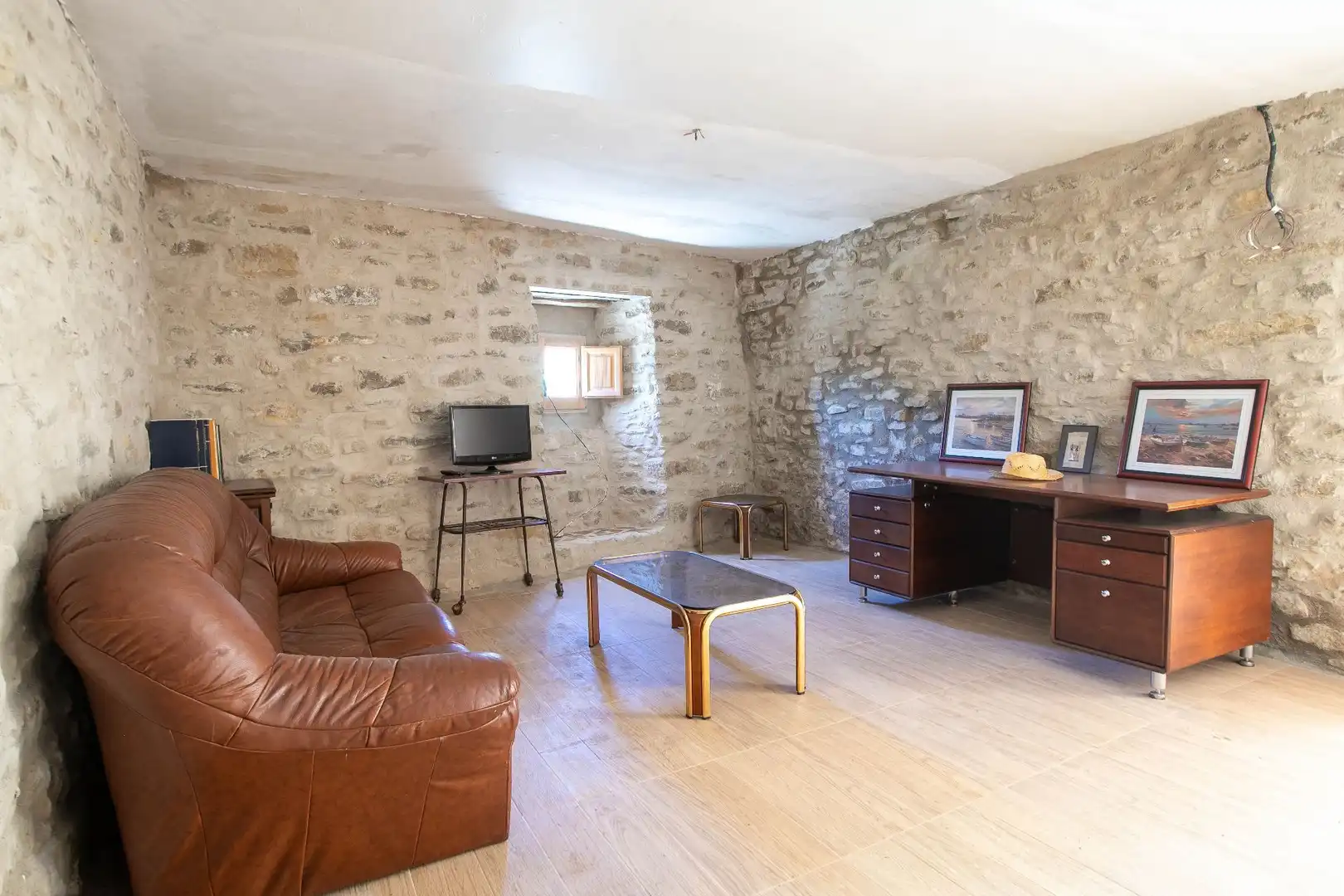 Wohnzimmer von Country house zum Verkauf in Guirguillano mit Heizung, Terrasse und Abstellraum
