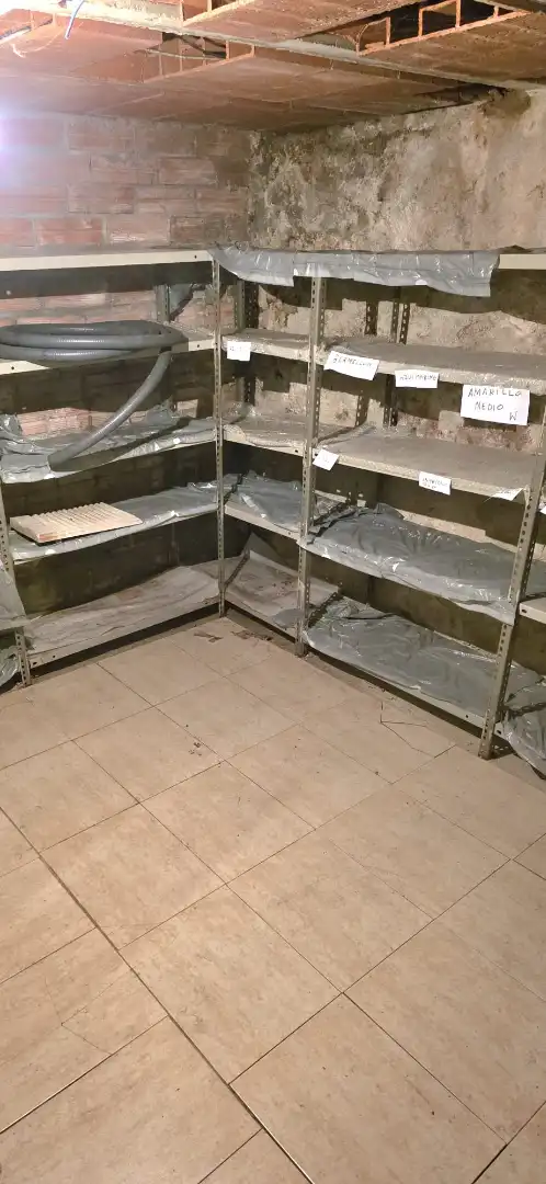 Local comercial de lloguer a Carrer de Sant Isidre, imagen 6