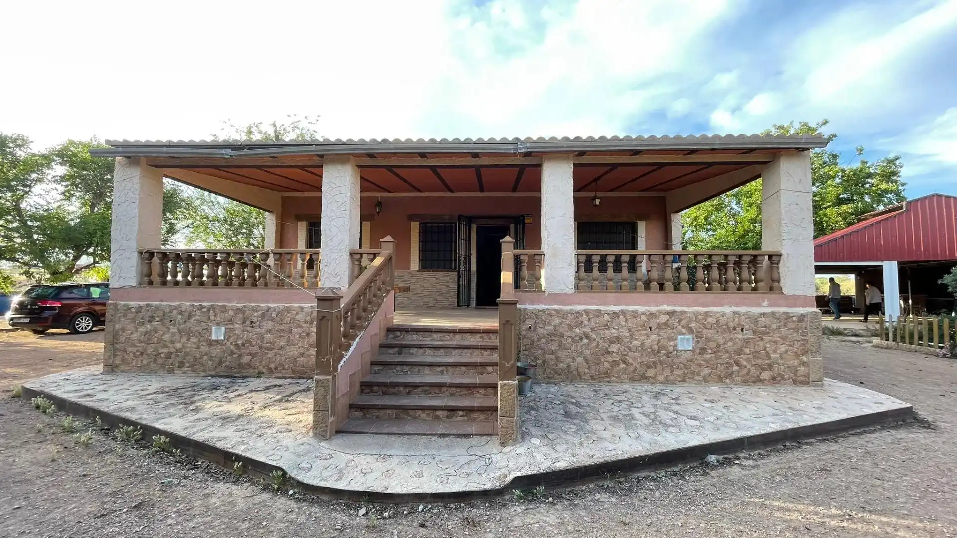 Casa rústica con jardín en venta en Los Almagros - Los Paganes - El Escobar