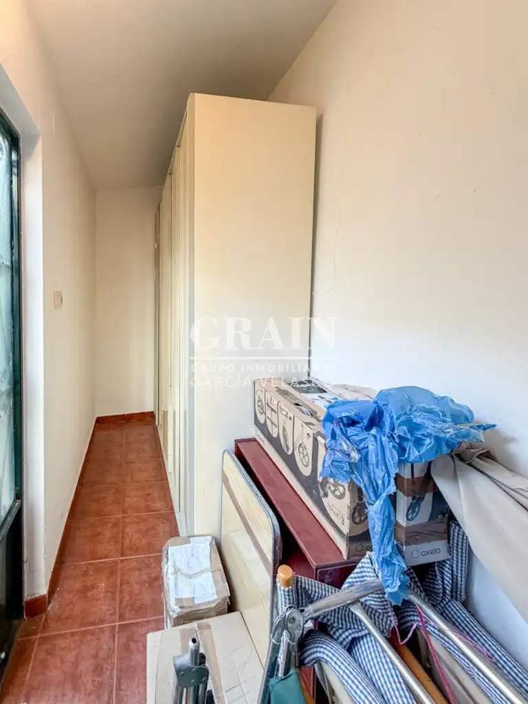 Detached homes for sale in Barrax  with Air Conditioner, Heating and Storage room