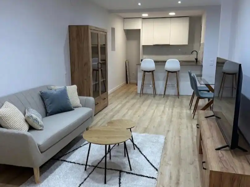 Piso con ascensor en venta en VILADOMAT 213, imagen 3