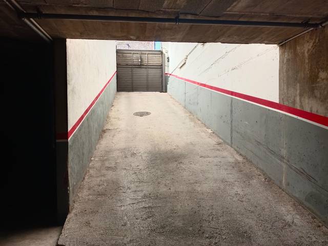 Garaje en Alquiler en Passeig Colom en Cardedeu