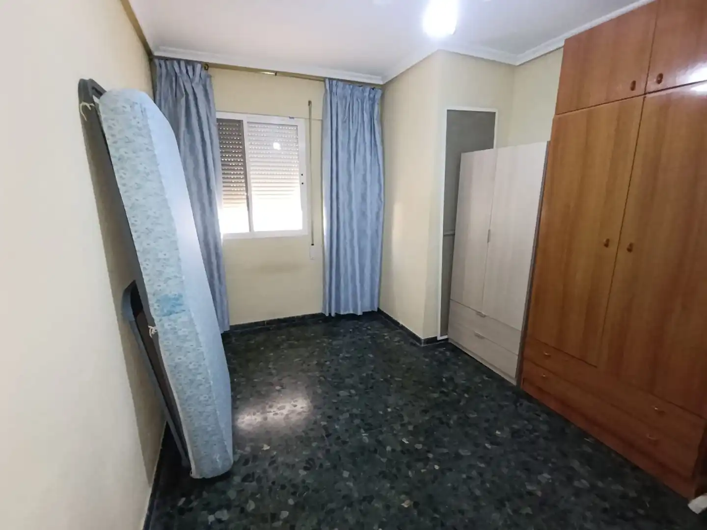Habitación de Piso en venta en Linares con Aire acondicionado y Piscina comunitaria