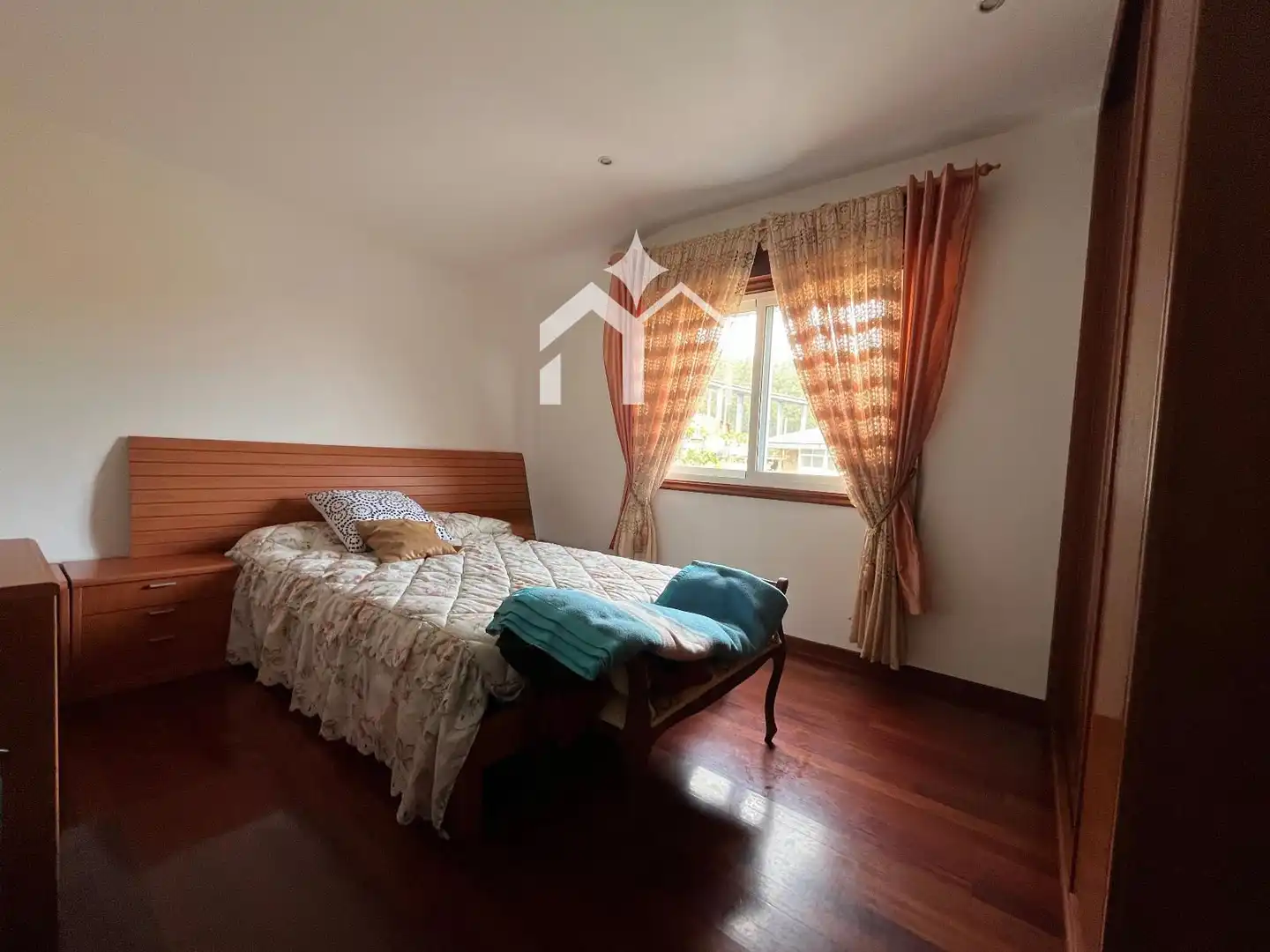 Habitación de Casa o chalet en venta en Moaña con Calefacción, Parquet y Terraza