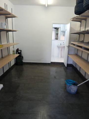 Local comercial en Alquiler en Etxeburu Kalea en Anoeta