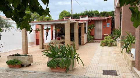 **Descubre el Lujo de Vivir en Mutxamiel: Chalet de Ensueño con Piscina Privada**CHALET INDEPENDIENTE EN VENTA EN MUTXAMIEL, imatge 2