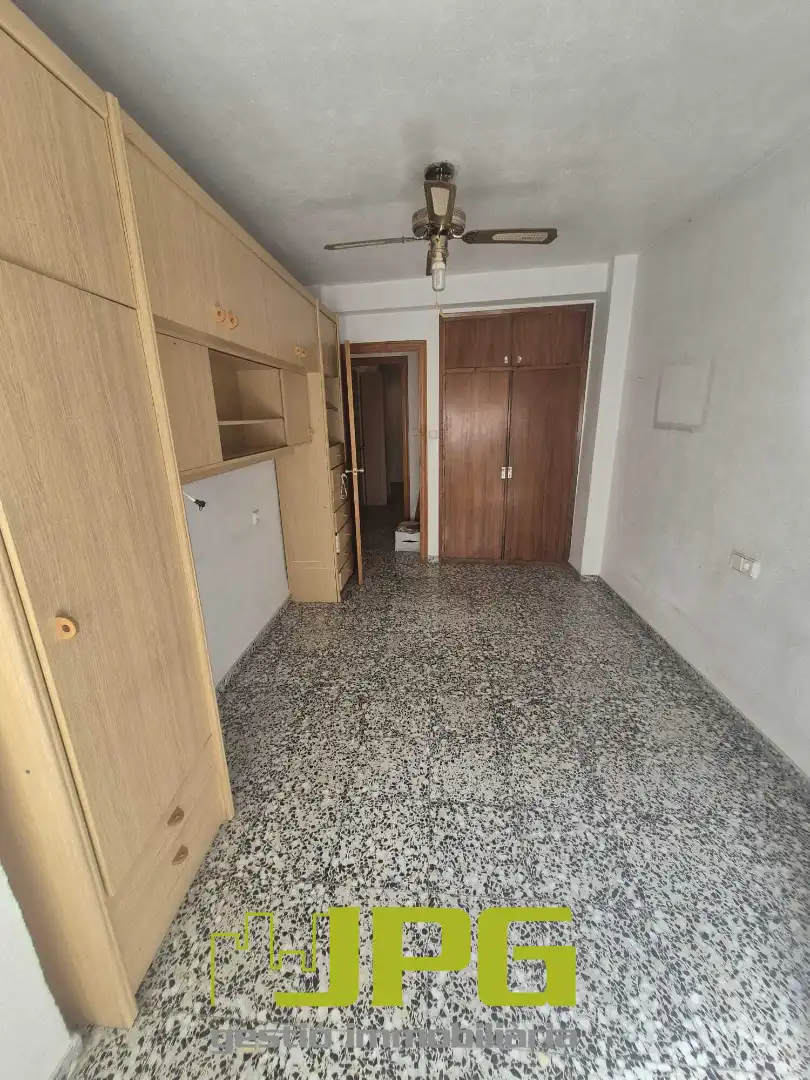 Habitación de Piso en venta en El Campello con Balcón