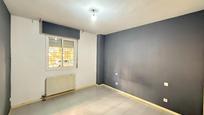 Bedroom of Flat for sale in  Madrid Capital