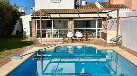 Foto 4 de Casa o chalet en venta en Núcleo urbano, Chiclana de la Frontera