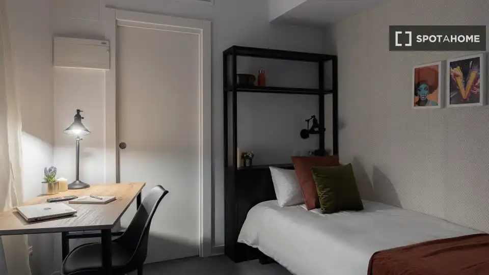Zimmer in La Bega Baixa - Plaza Xúquer