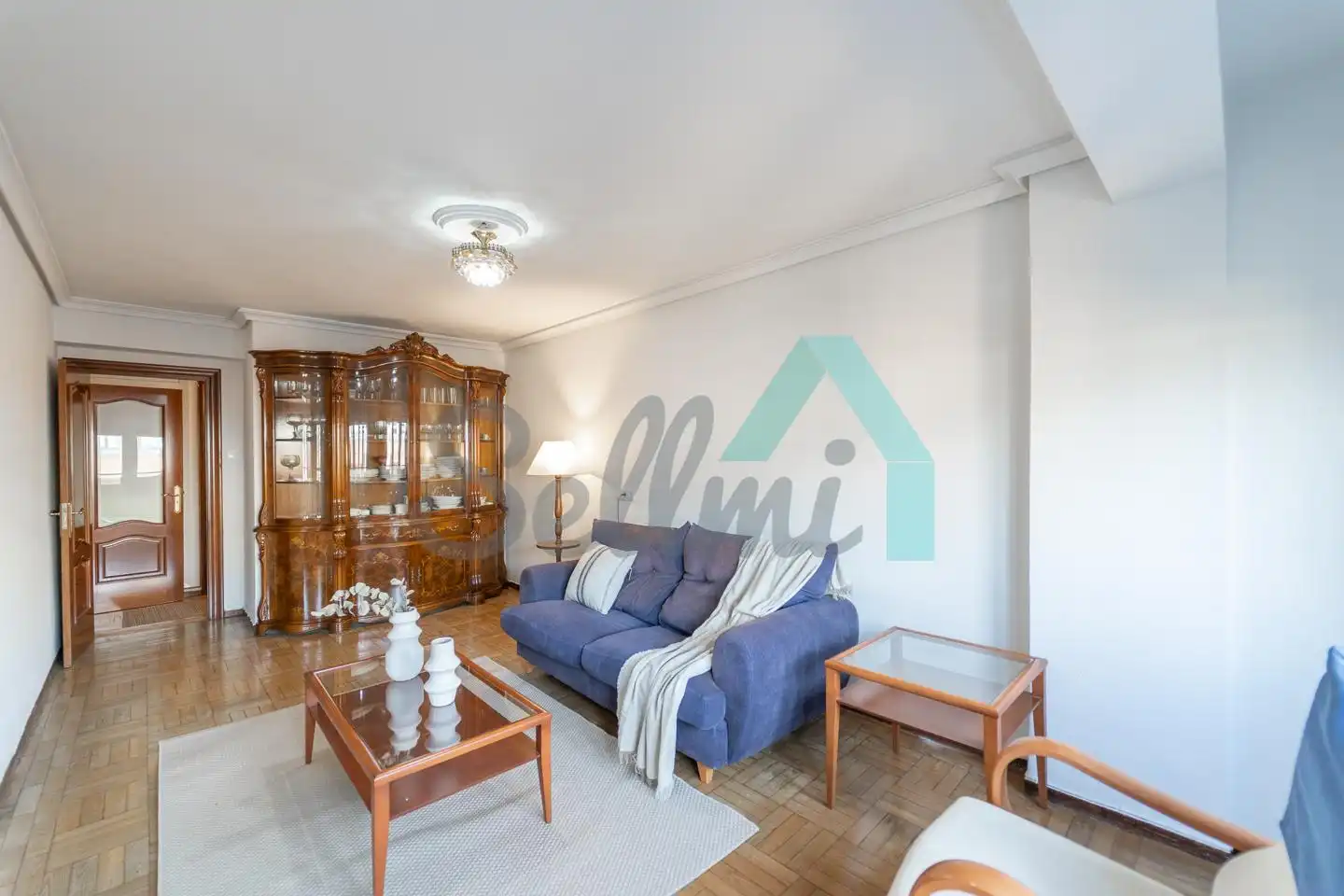 Wohnzimmer von Wohnung zur untervermieten in Oviedo  mit Heizung, Parkett und Terrasse