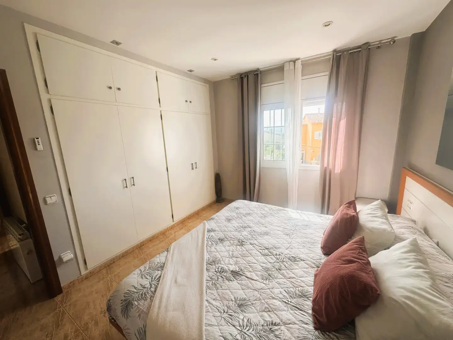 Habitación de Casa o chalet en venta en El Vendrell con Aire acondicionado, Calefacción y Jardín privado