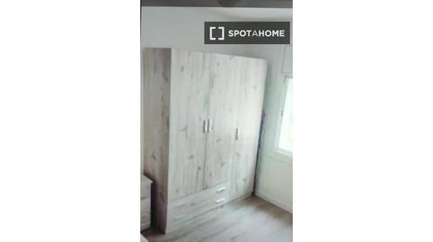 Foto 2 de Pis per a compartir a Pubilla Cases, L'Hospitalet de Llobregat