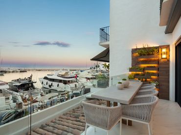 New build Apartment for sale in Calle Muelle Ribera / Puerto Banús Marina 29660 Marbella