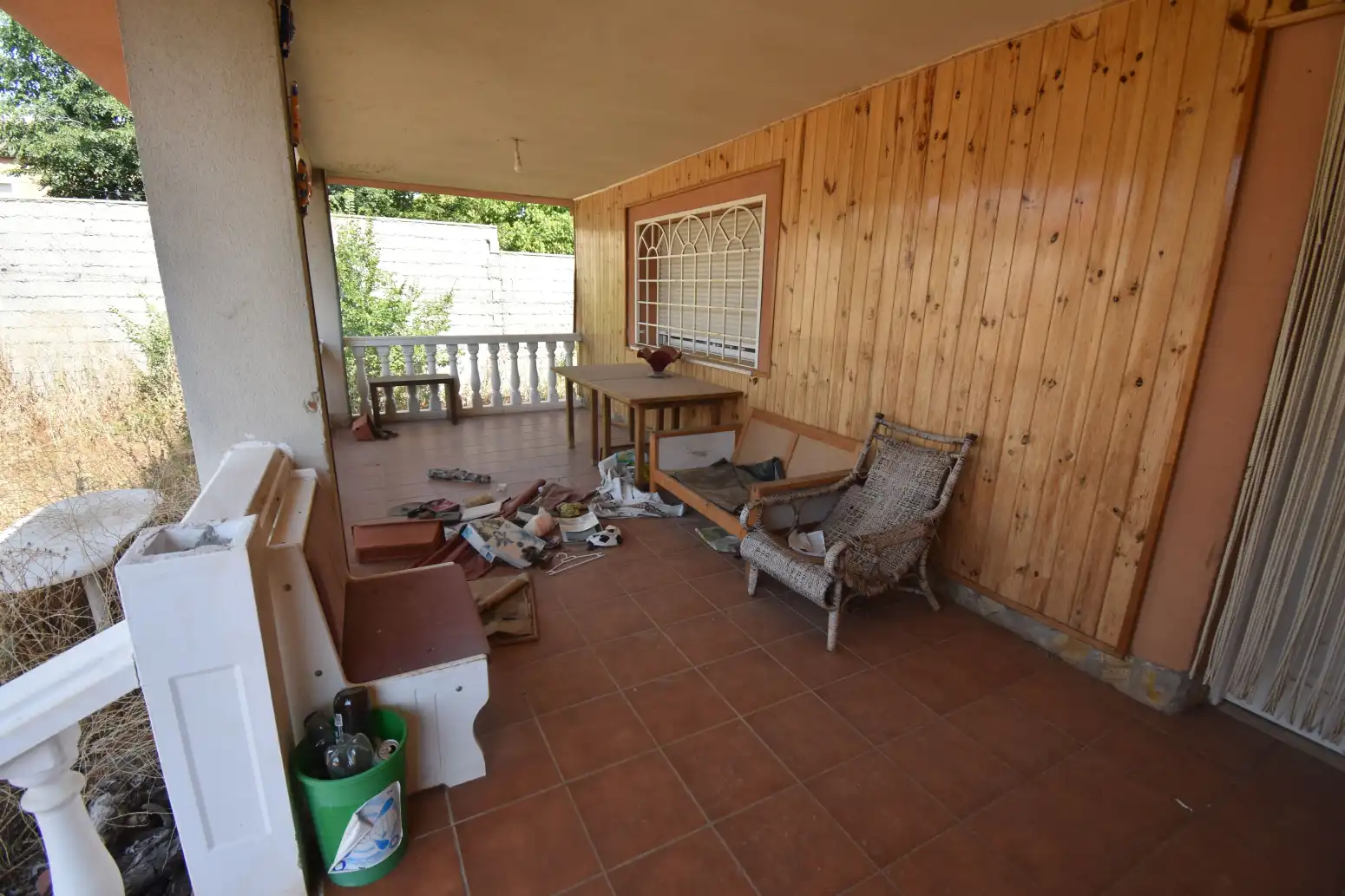 Terrasse von Haus oder Chalet zum Verkauf in Nuevo Baztán mit Heizung, Privatgarten und Abstellraum