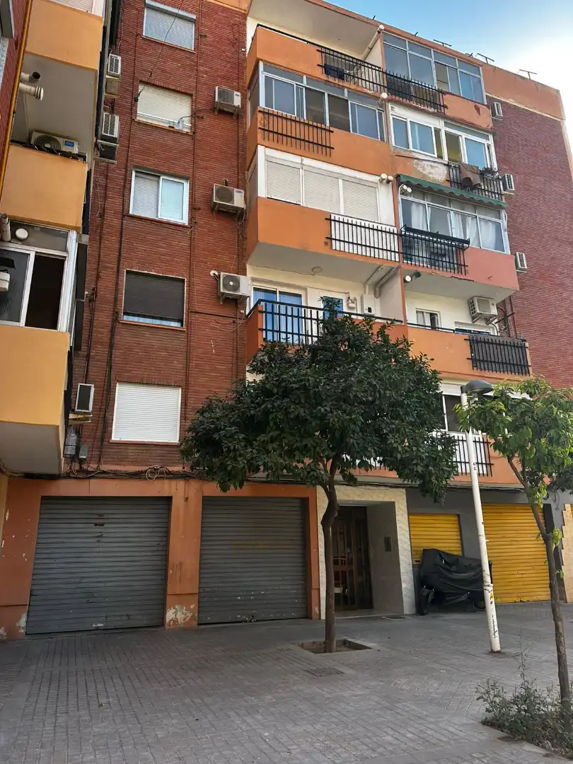 Vista exterior de Pis en venda en Valencia amb Moblat