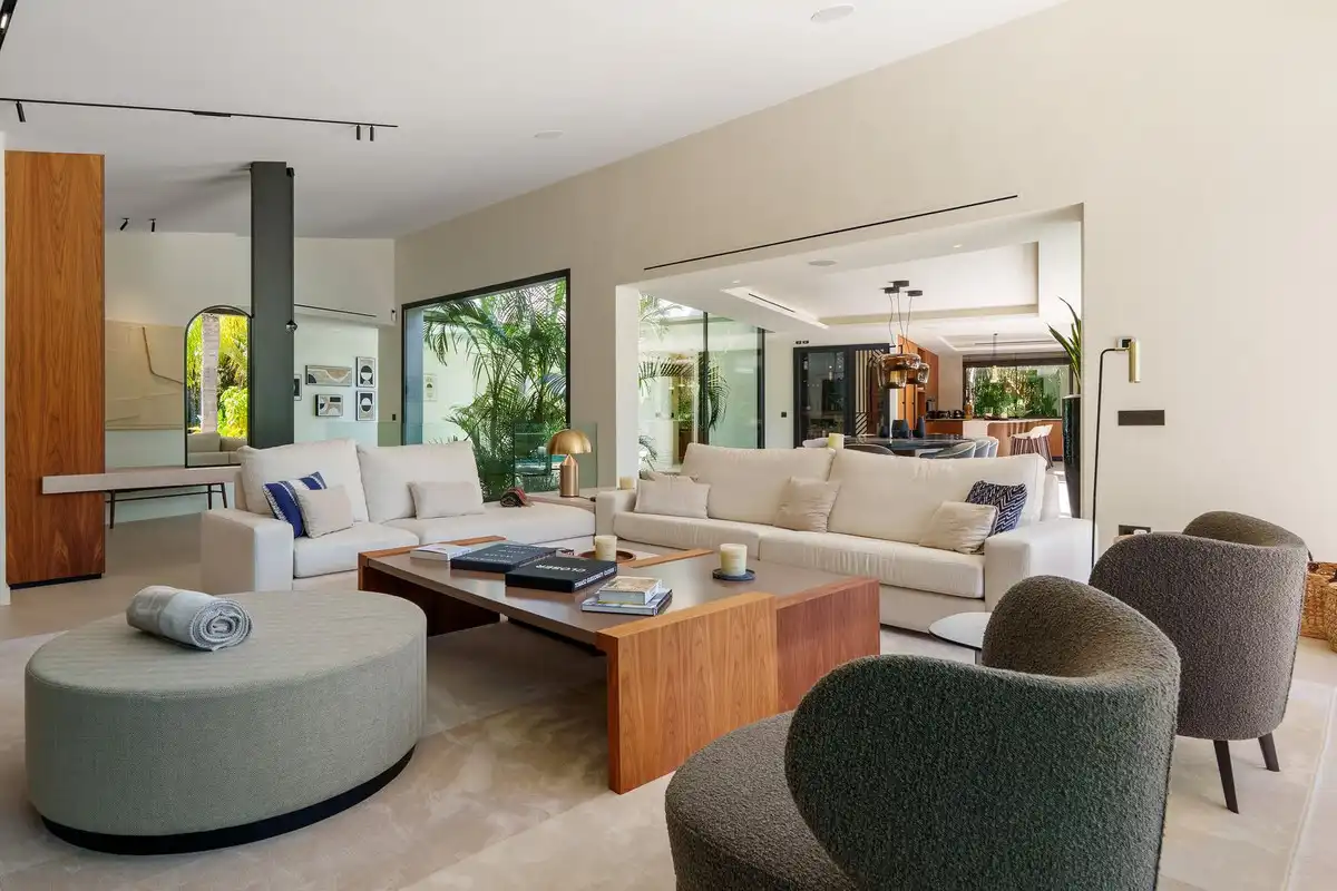 Detached house with pool for sale in Río Real - Los Monteros, imagen 9