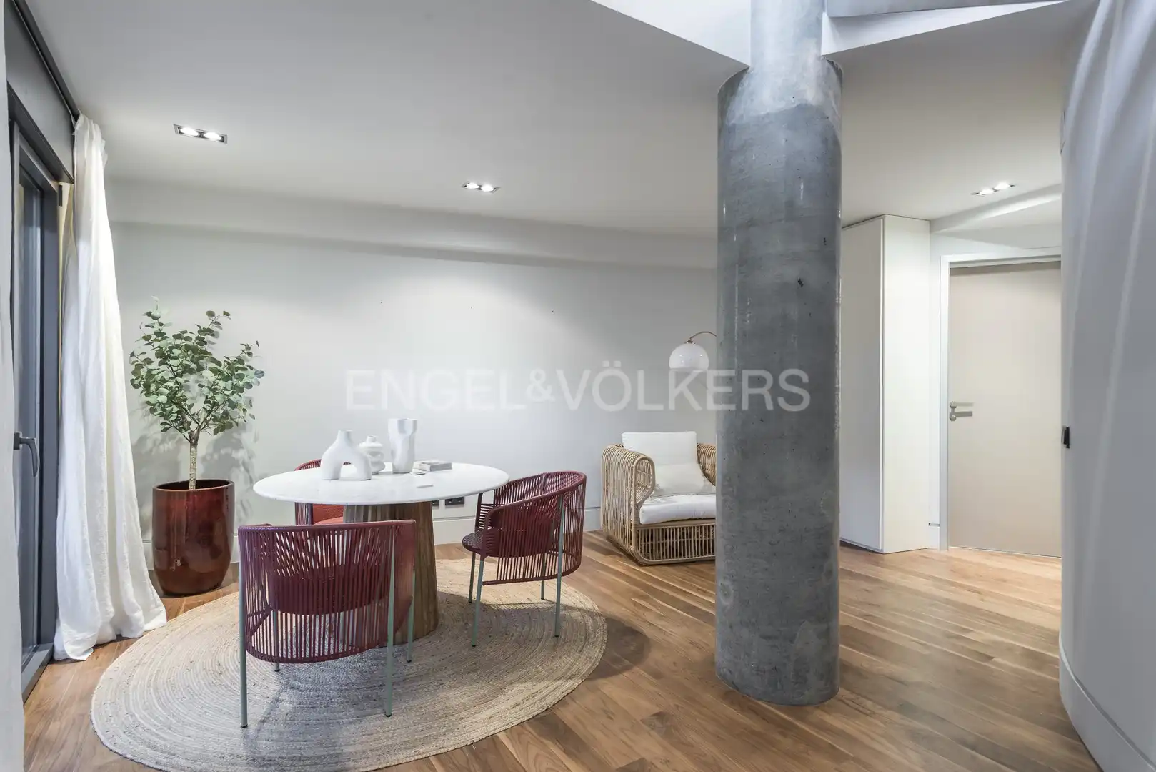 Comedor de Apartamento de alquiler en Madrid con Aire acondicionado, Calefacción y Terraza
