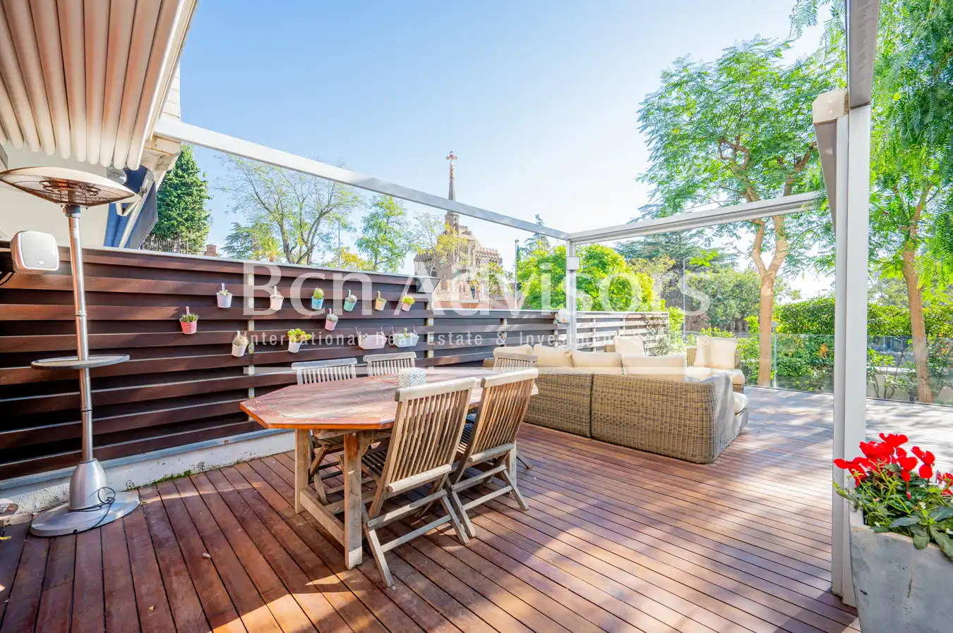 Terraza de Casa o chalet en venta en Barcelona con Aire acondicionado, Calefacción y Jardín privado