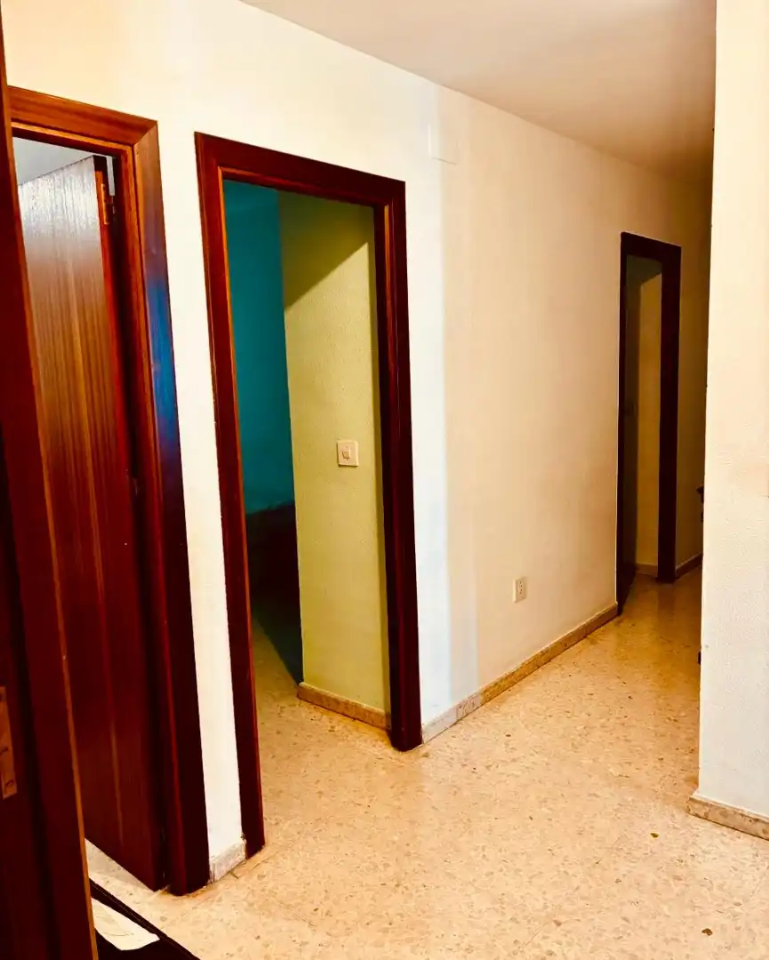 Piso en venta en Cádiz con Terraza