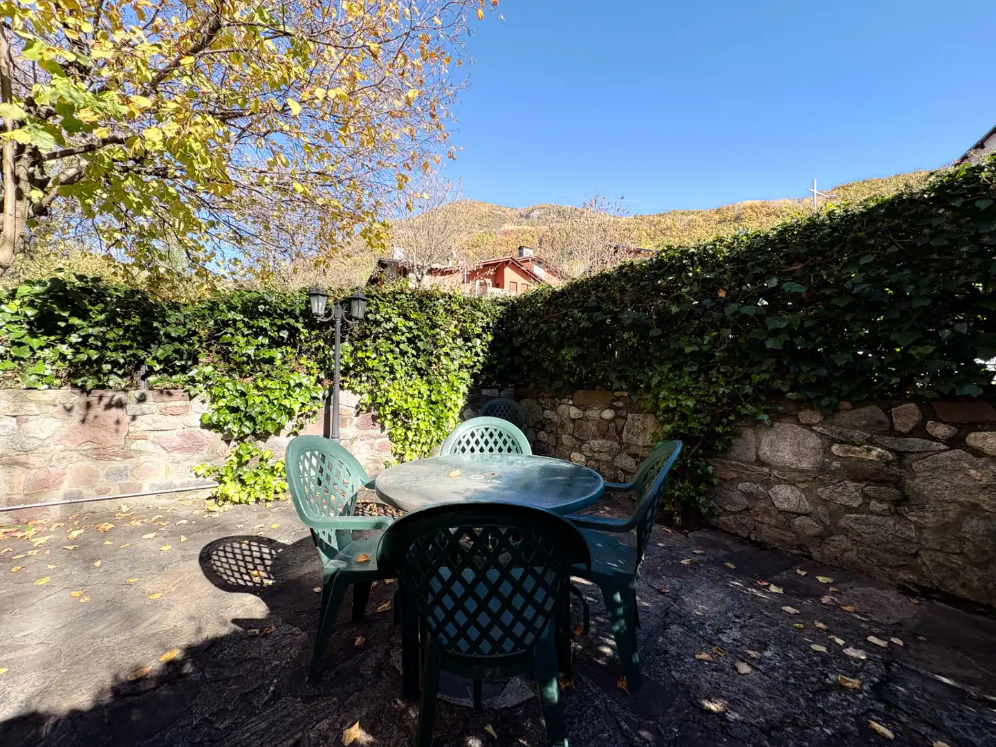 Terrasse von Wohnung zum Verkauf in Sesué mit Heizung und Möbliert