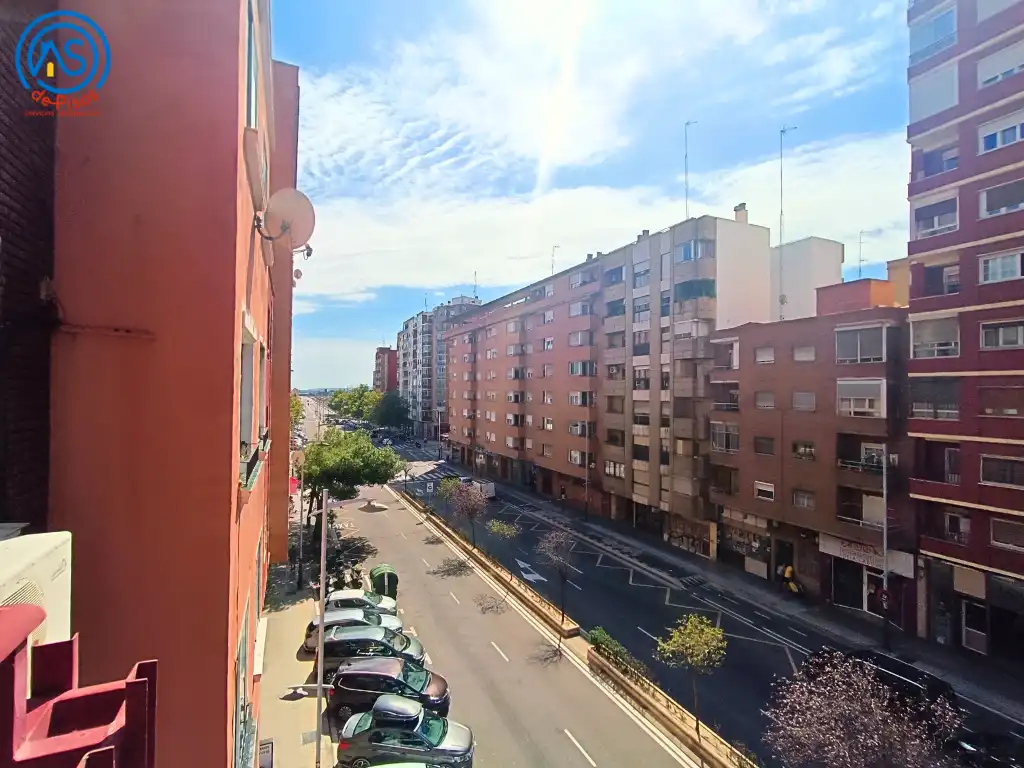 Flat for rent in Avenida del Tenor Fleta, 115, La Granja