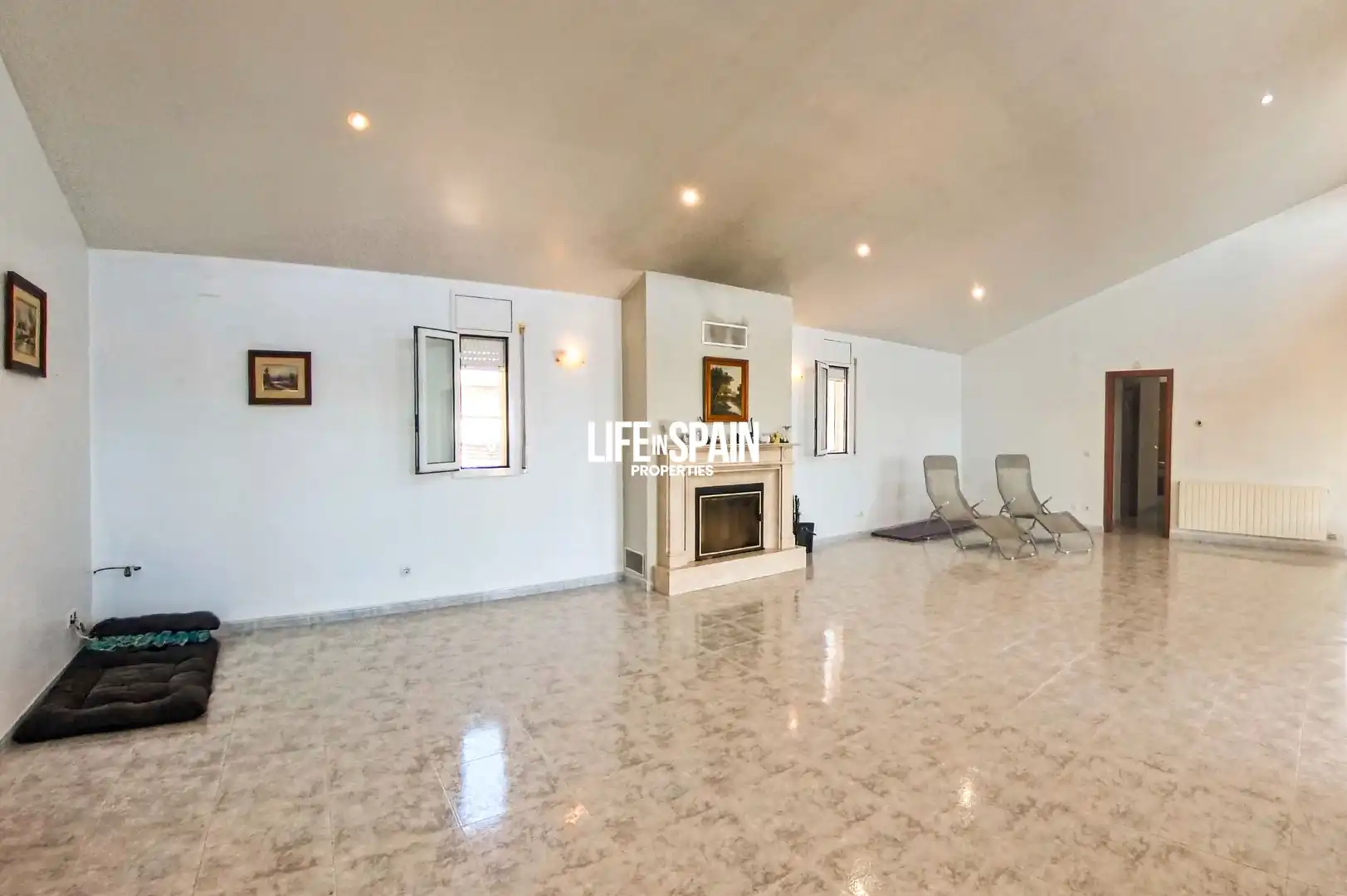 Sala de estar de Casa o chalet en venta en Ginestar con Calefacción, Jardín privado y Terraza