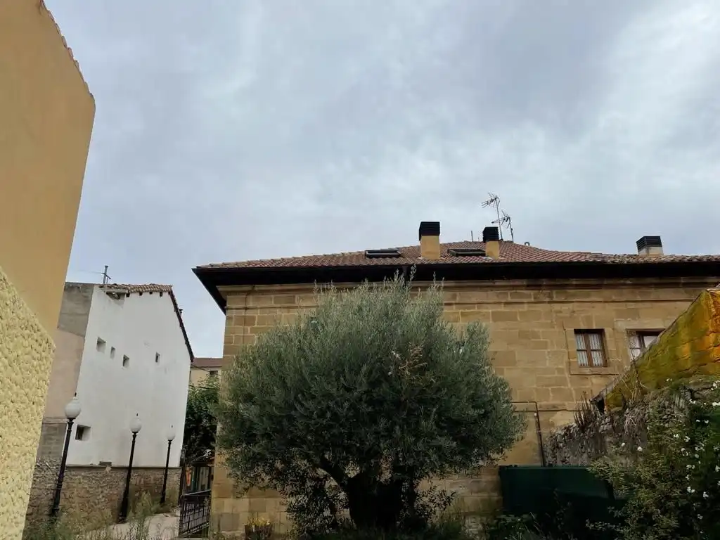 Country house zum Verkauf in Calle Mayor, Castañares de Rioja