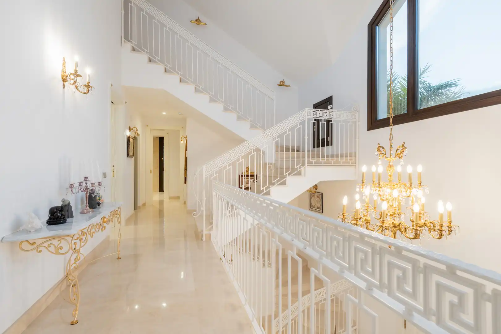Casa o xalet en venda en Estepona amb Aire condicionat, Jardí privat i Terrassa