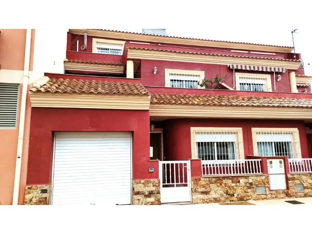 Vista exterior de Casa o xalet en venda en Los Alcázares