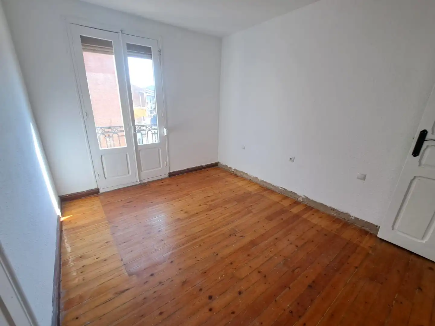 Bedroom of Flat for sale in Haro  with Heating and Balcony