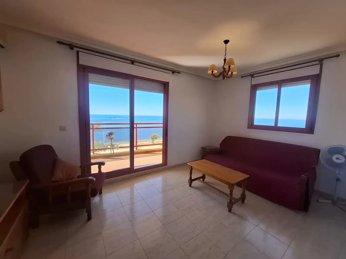 Sala d'estar de Pis de lloguer en Villajoyosa / La Vila Joiosa amb Aire condicionat, Terrassa i Piscina comunitària