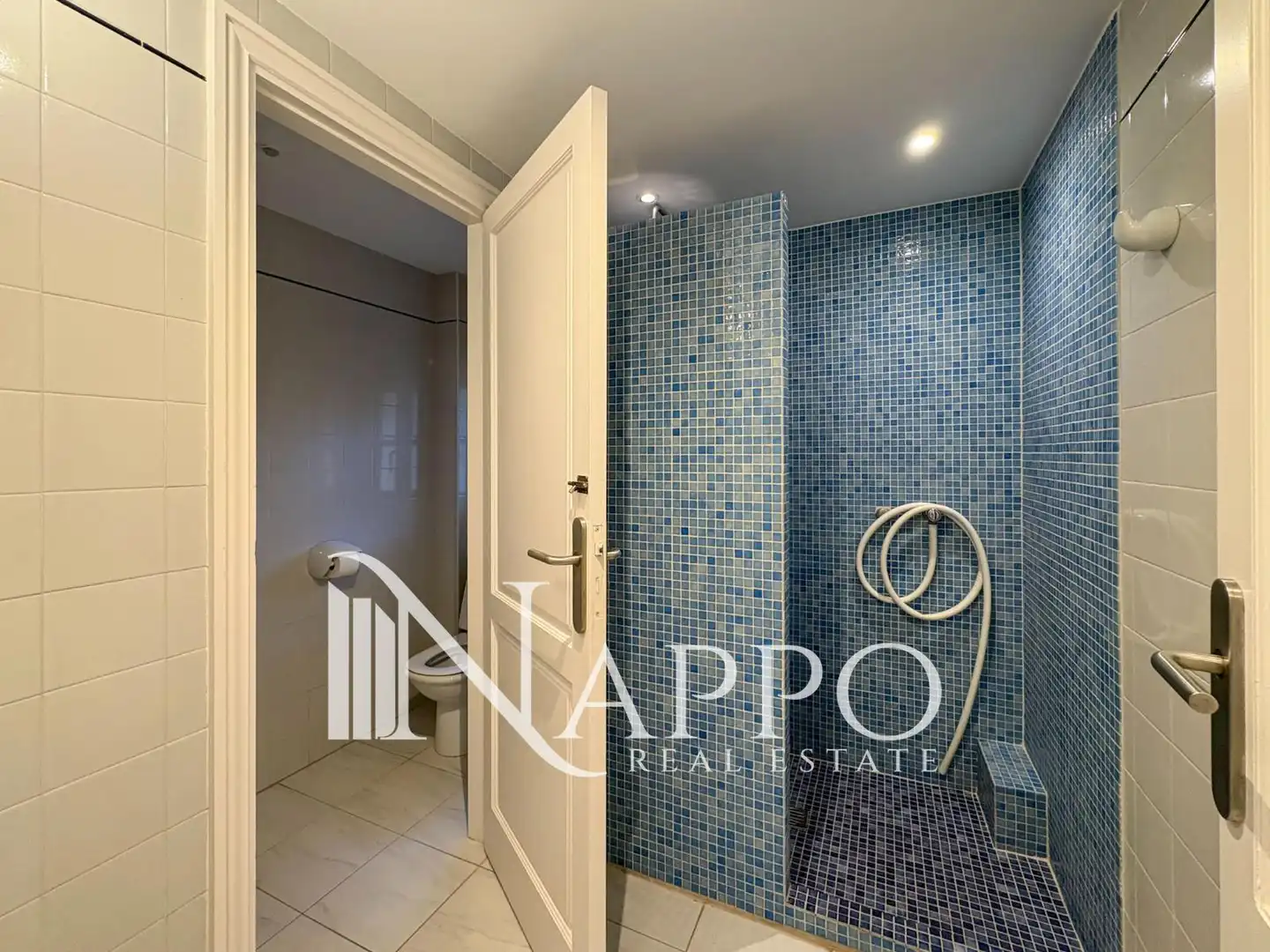 Badezimmer von Wohnung zur Miete in Calvià mit Klimaanlage, Heizung und Terrasse