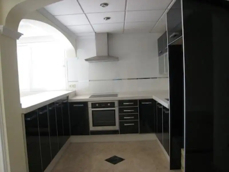 Chalet con piscina en venta en Pueblo - Urbanizaciones, imagen 3