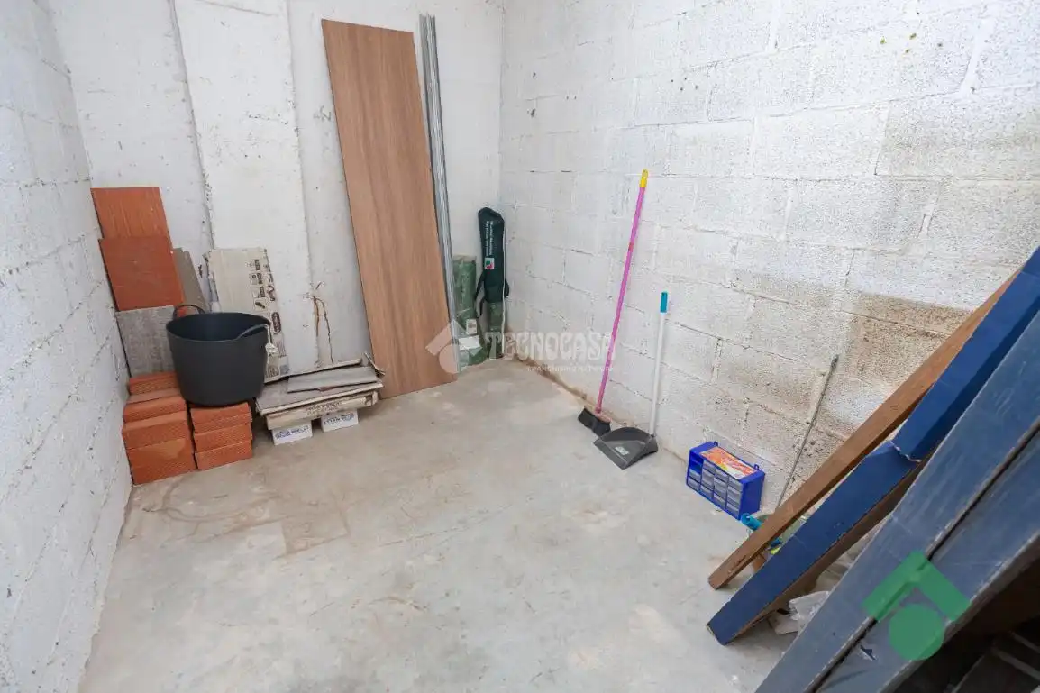 Attic for sale in Algeciras  with Air Conditioner and Terrace