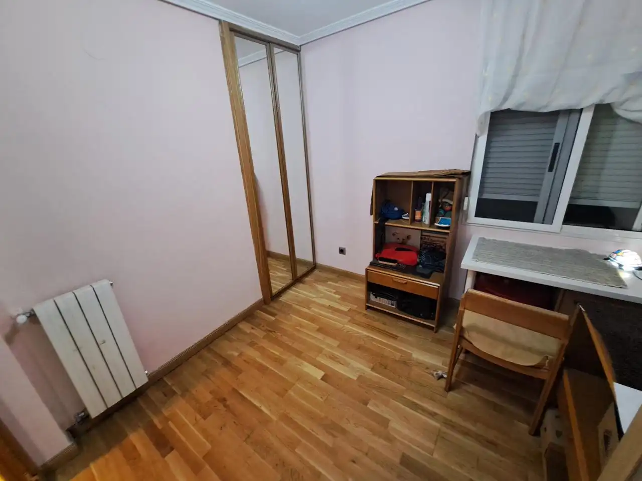 Bedroom of Flat for sale in Zaragoza  with Air Conditioner, Heating and Parquet flooring