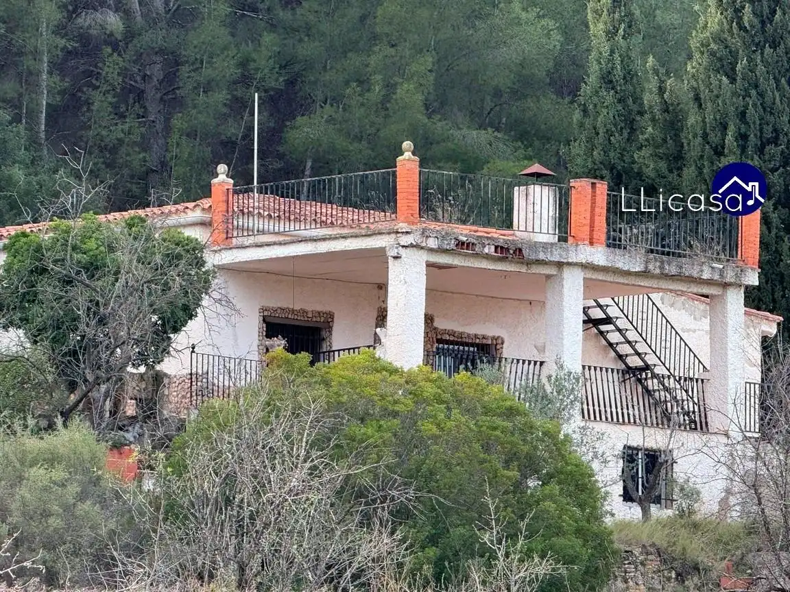 Vista exterior de Casa o chalet en venta en Llíria con Jardín privado, Terraza y Trastero