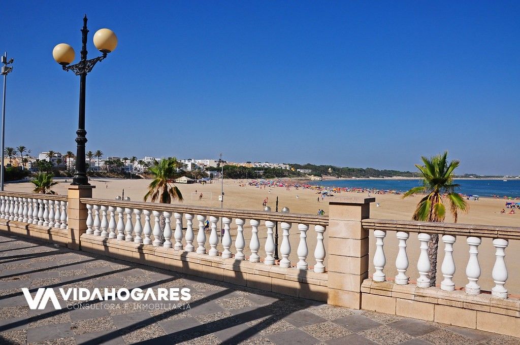 Vista exterior de Piso en venta en Rota