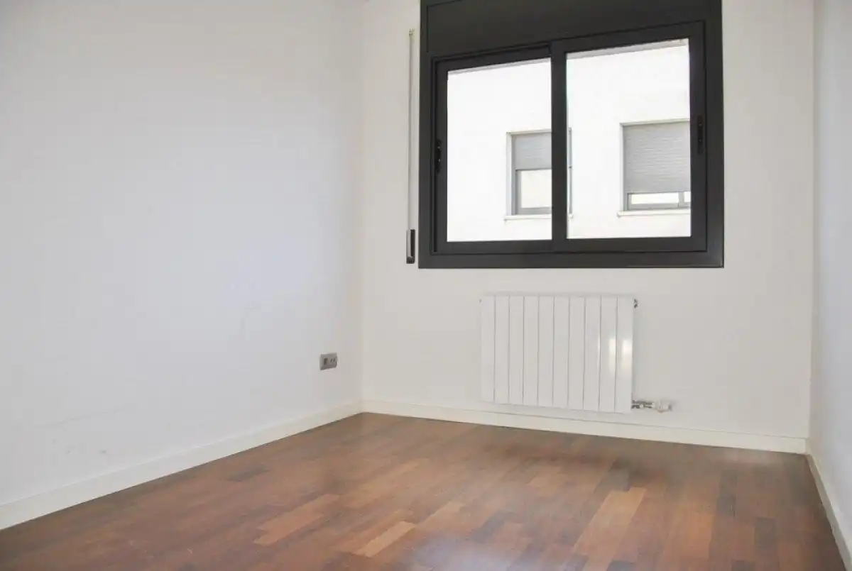 Dormitori de Casa o xalet en venda en Cunit amb Calefacció, Jardí privat i Parquet