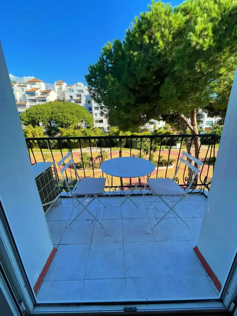 Jardí de Estudi en venda en Marbella amb Aire condicionat, Jardí privat i Terrassa