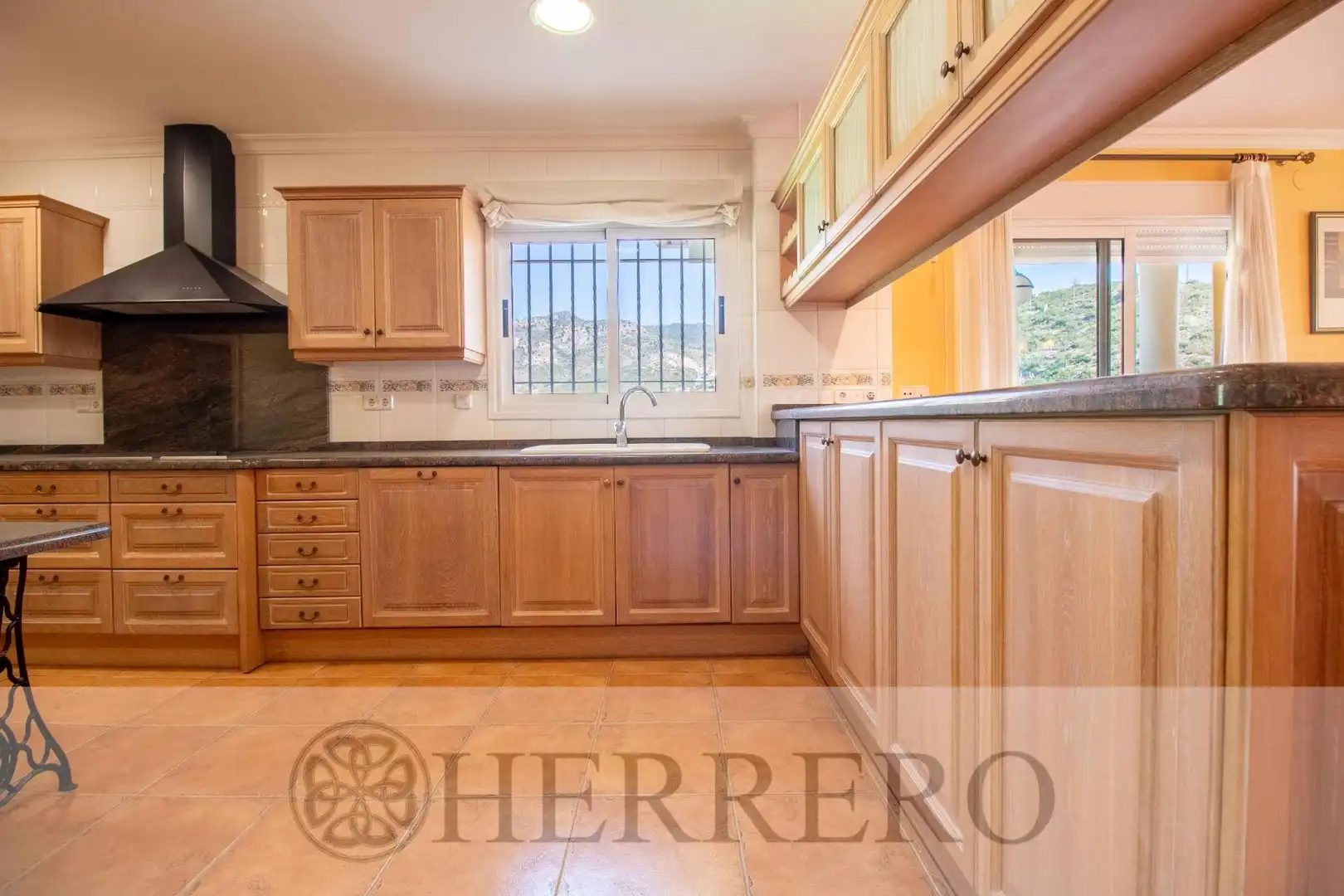 Cocina de Casa o chalet en venta en Gandia con Aire acondicionado, Calefacción y Jardín privado